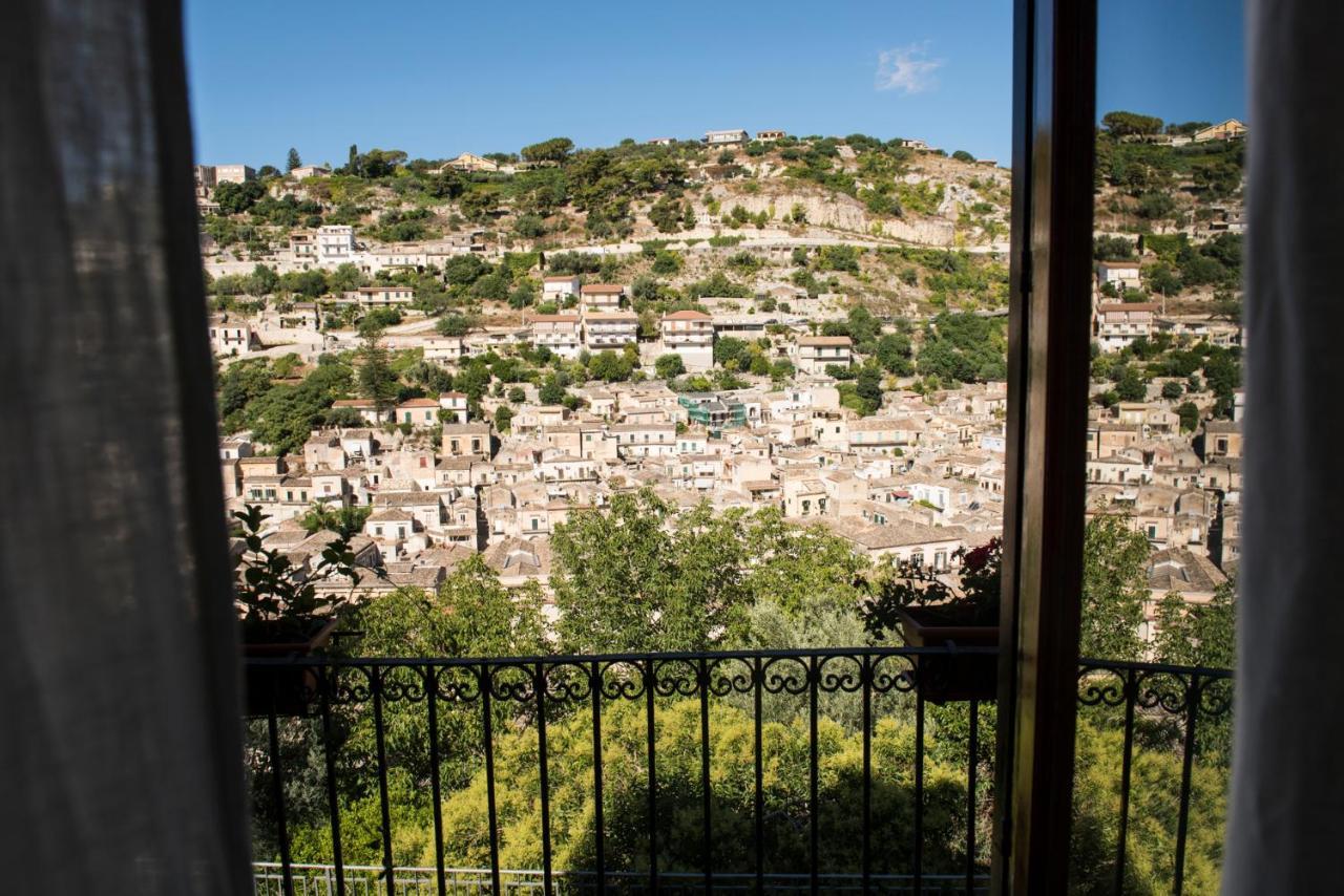 Le Stanze Del Cioccolato Bed & Breakfast Modica Exterior photo