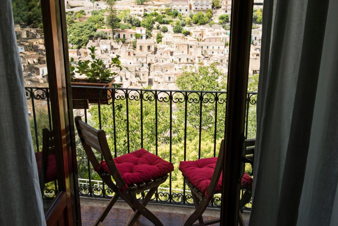 Le Stanze Del Cioccolato Bed & Breakfast Modica Exterior photo